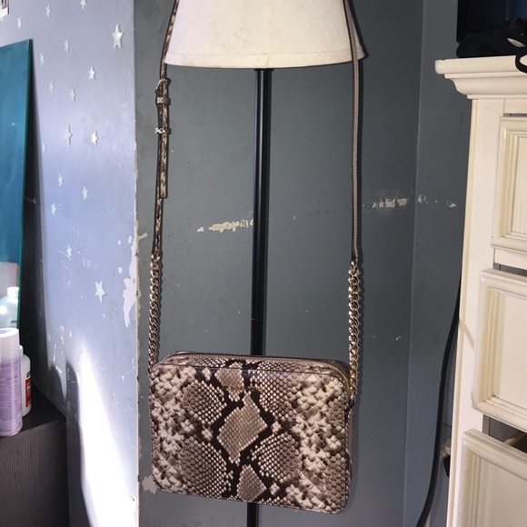 Crossbody purse - Picture 2 of 4